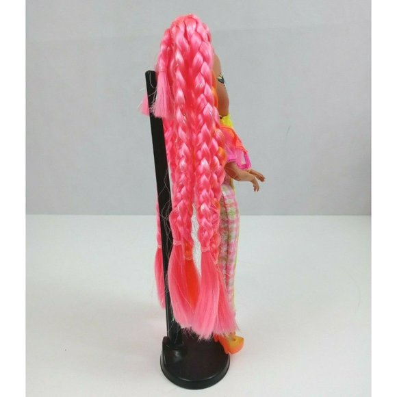 LOL Surprise! OMG Lights Dazzle 9.5" Doll & Accessories Glows Under Blacklight - Picture 2 of 6